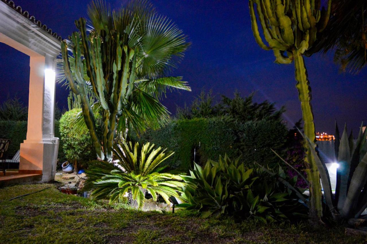 Villa Bendex Estepona Costa Del Sol Eksteriør billede